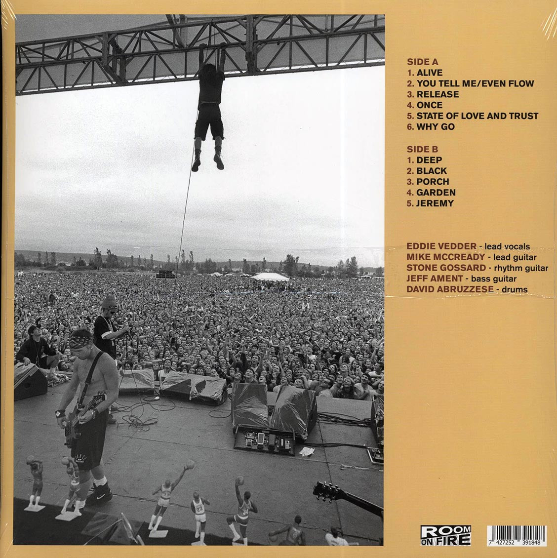 Pearl Jam - Deep: Live In Chicago, March 28, 1992 (ltd. 500 copies made) (yellow vinyl) - Vinyl LP, LP