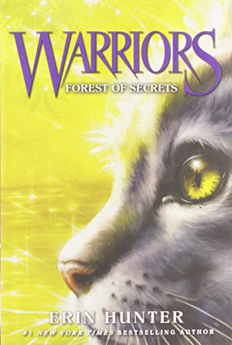 Warriors #3: Forest of Secrets -- Erin Hunter - Paperback
