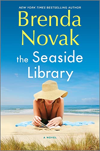 The Seaside Library: A Summer Beach Read -- Brenda Novak, Paperback